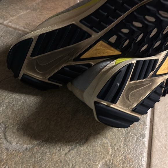 Nike React Pegasus Trail 4 GORE-TEX 'Wolf Grey Volt' | Size 11.5 - Picture 8 of 10